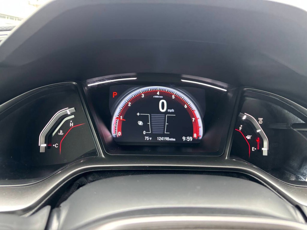 Honda Civic Hatchback Vehicle Full-screen Gallery Image 20