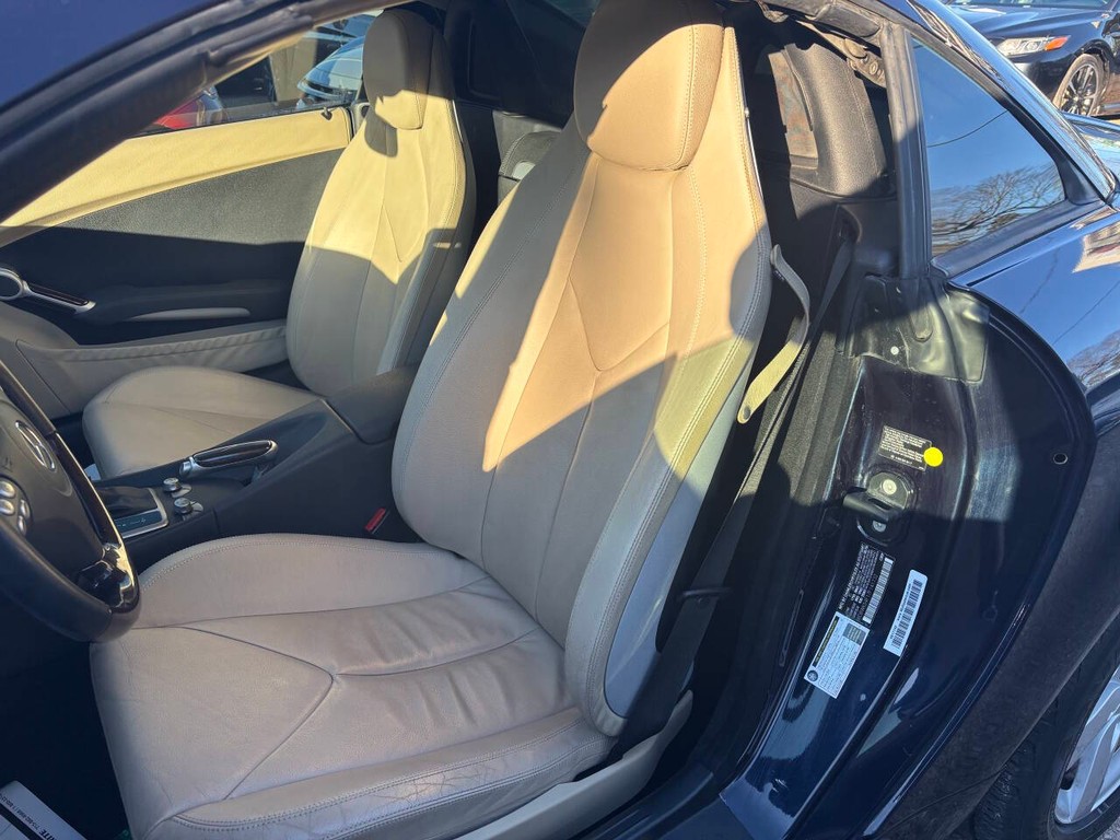 Mercedes-Benz SLK-Class Vehicle Full-screen Gallery Image 13