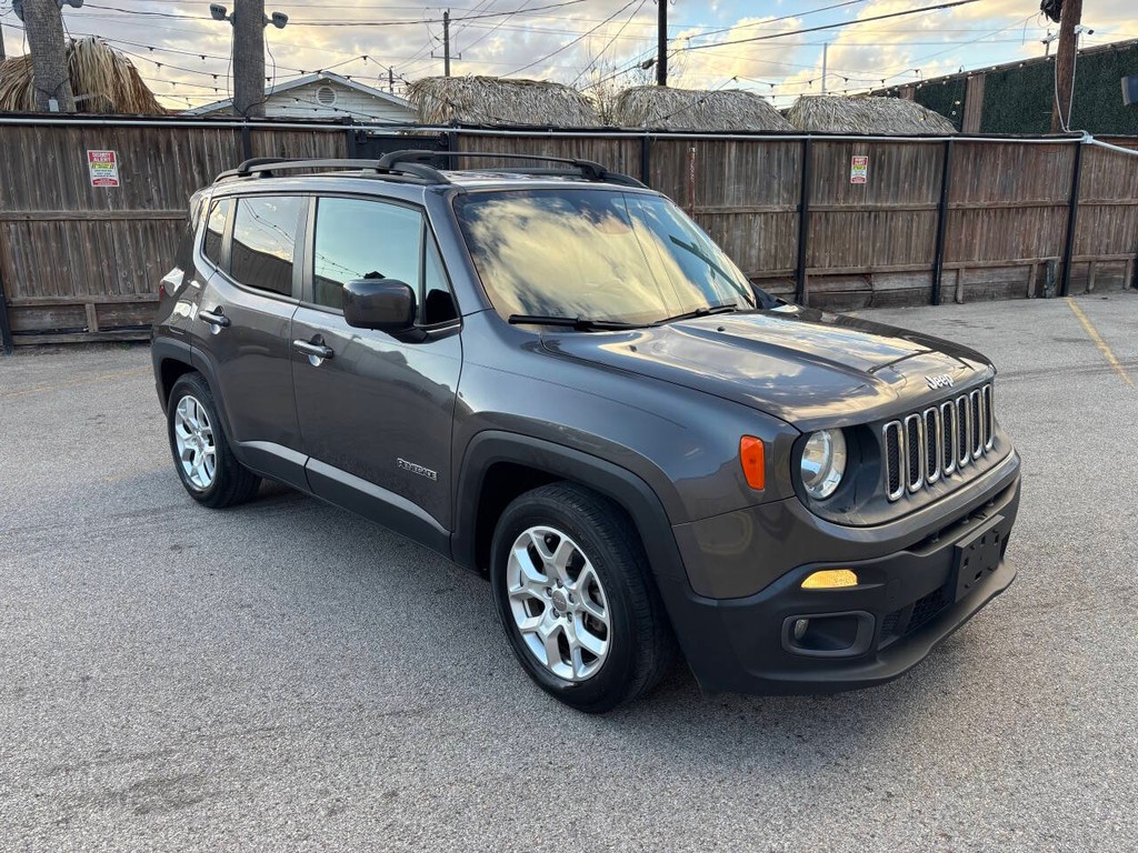 Jeep Renegade Vehicle Full-screen Gallery Image 03