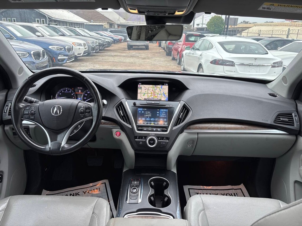 Acura MDX Vehicle Full-screen Gallery Image 14