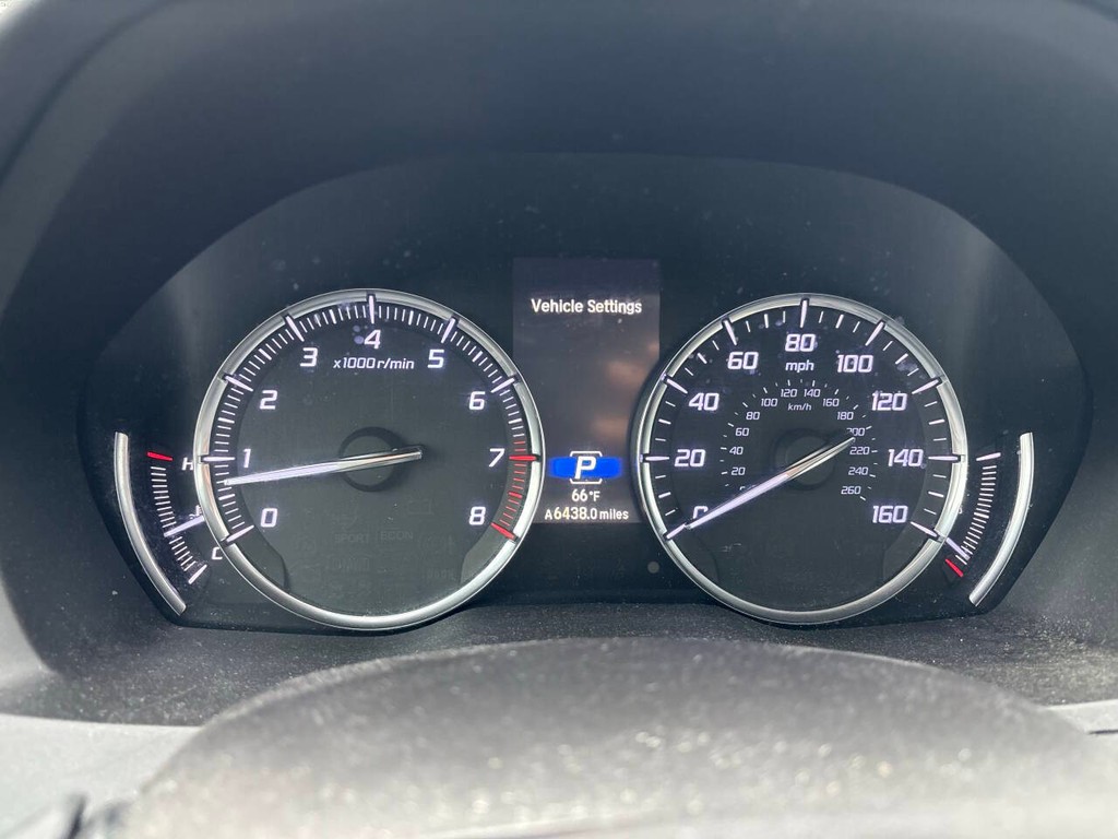 Acura MDX Vehicle Full-screen Gallery Image 20