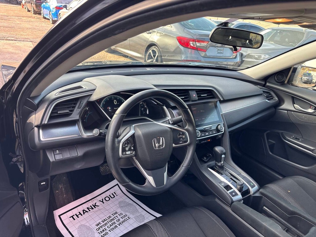 Honda Civic Sedan Vehicle Full-screen Gallery Image 08