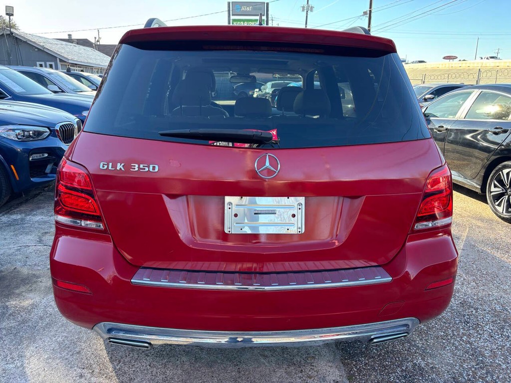 Mercedes-Benz GLK-Class Vehicle Full-screen Gallery Image 06