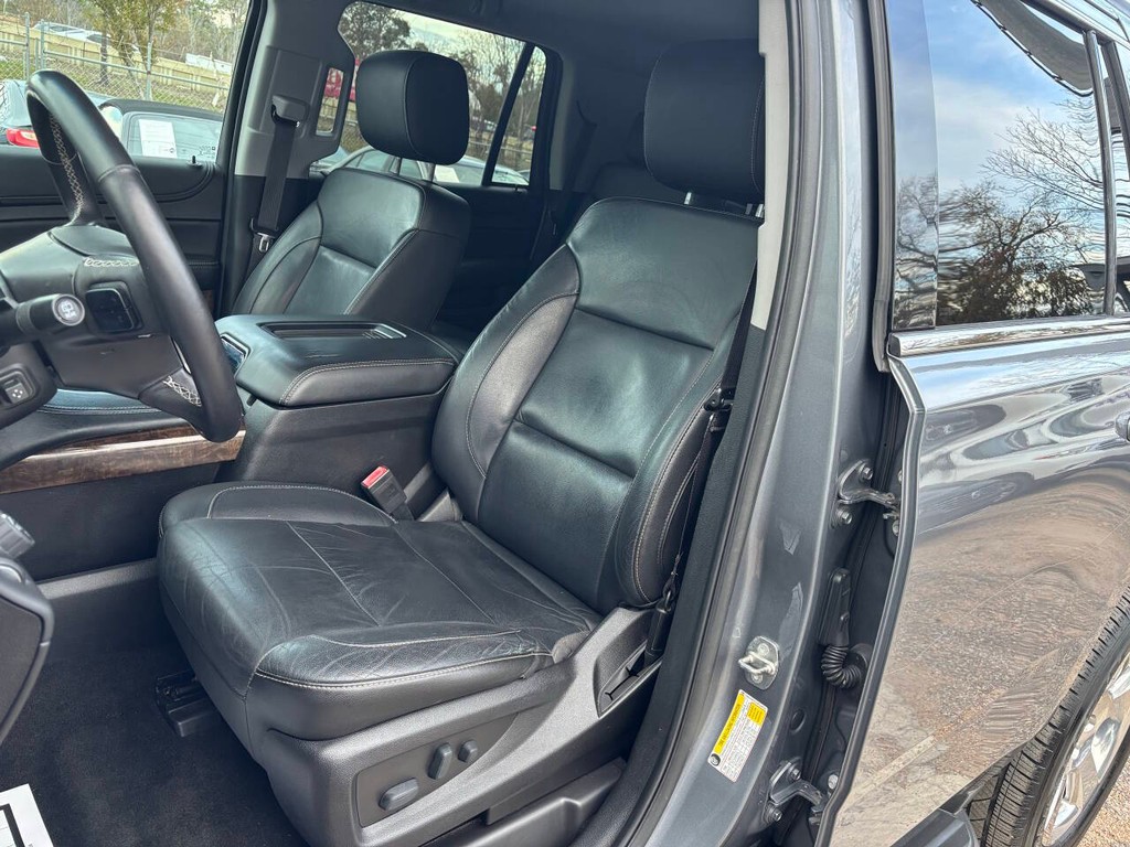 Chevrolet Tahoe Vehicle Full-screen Gallery Image 09