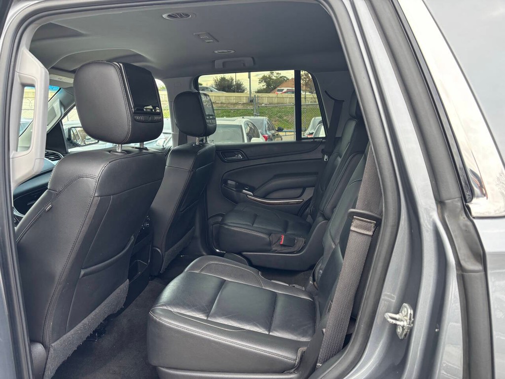 Chevrolet Tahoe Vehicle Full-screen Gallery Image 11