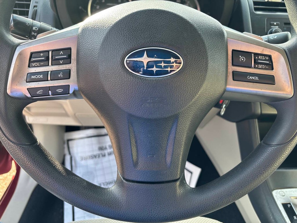 Subaru XV Crosstrek Vehicle Full-screen Gallery Image 17