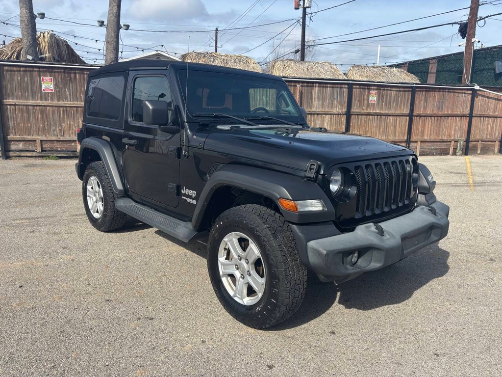 Jeep Wrangler Vehicle Full-screen Gallery Image 02