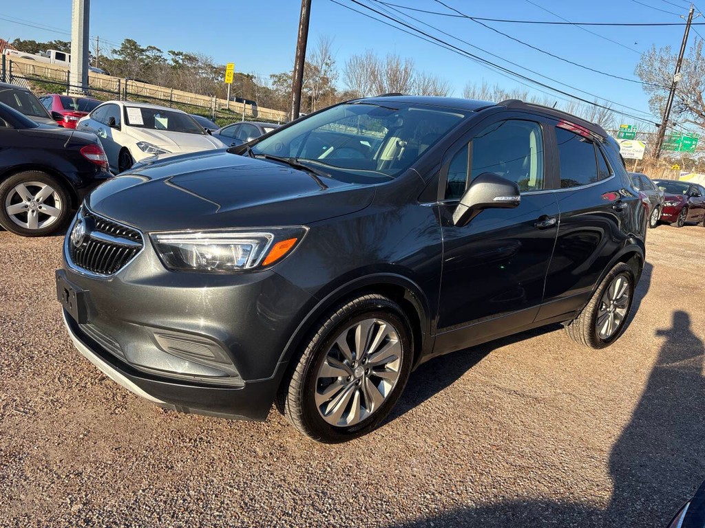 Buick Encore Vehicle Full-screen Gallery Image 02