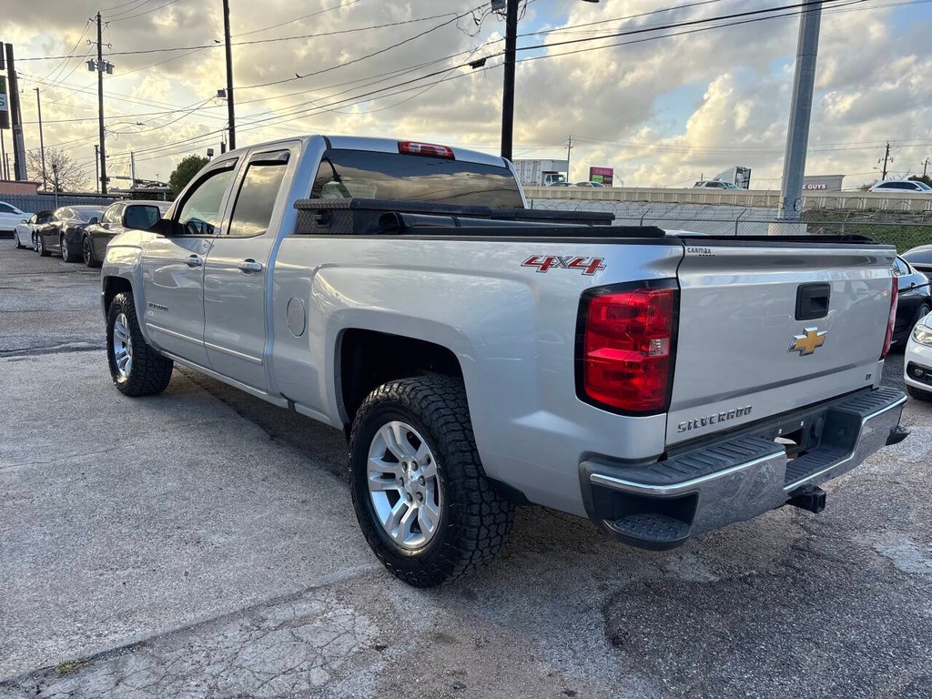 Chevrolet Silverado 1500 Vehicle Full-screen Gallery Image 05