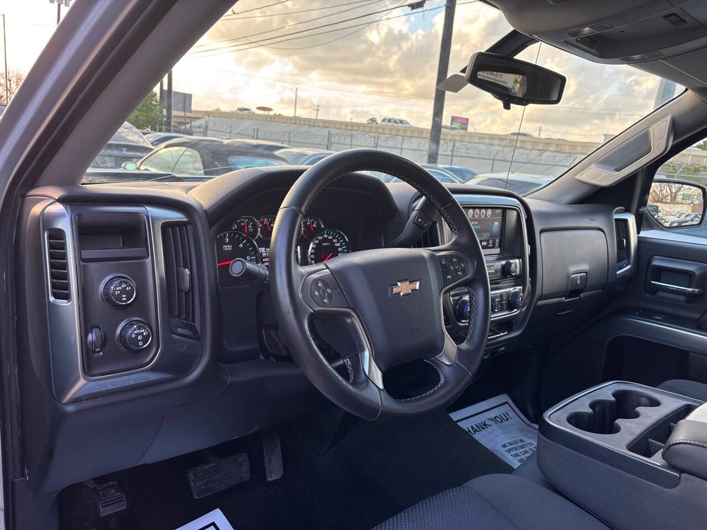 Chevrolet Silverado 1500 Vehicle Full-screen Gallery Image 08