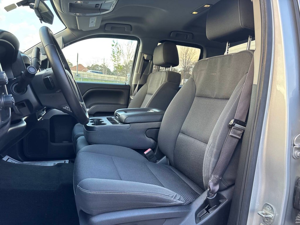 Chevrolet Silverado 1500 Vehicle Full-screen Gallery Image 09