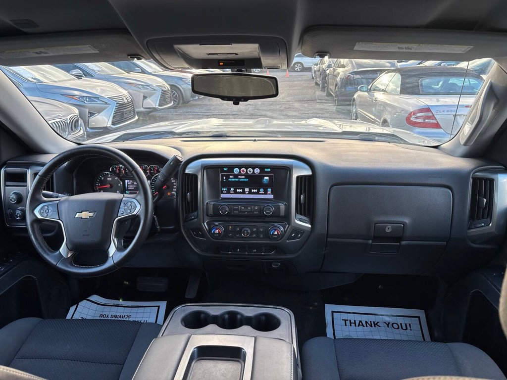 Chevrolet Silverado 1500 Vehicle Full-screen Gallery Image 14