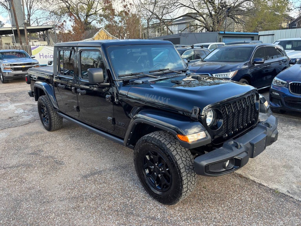 Jeep Gladiator Vehicle Full-screen Gallery Image 02
