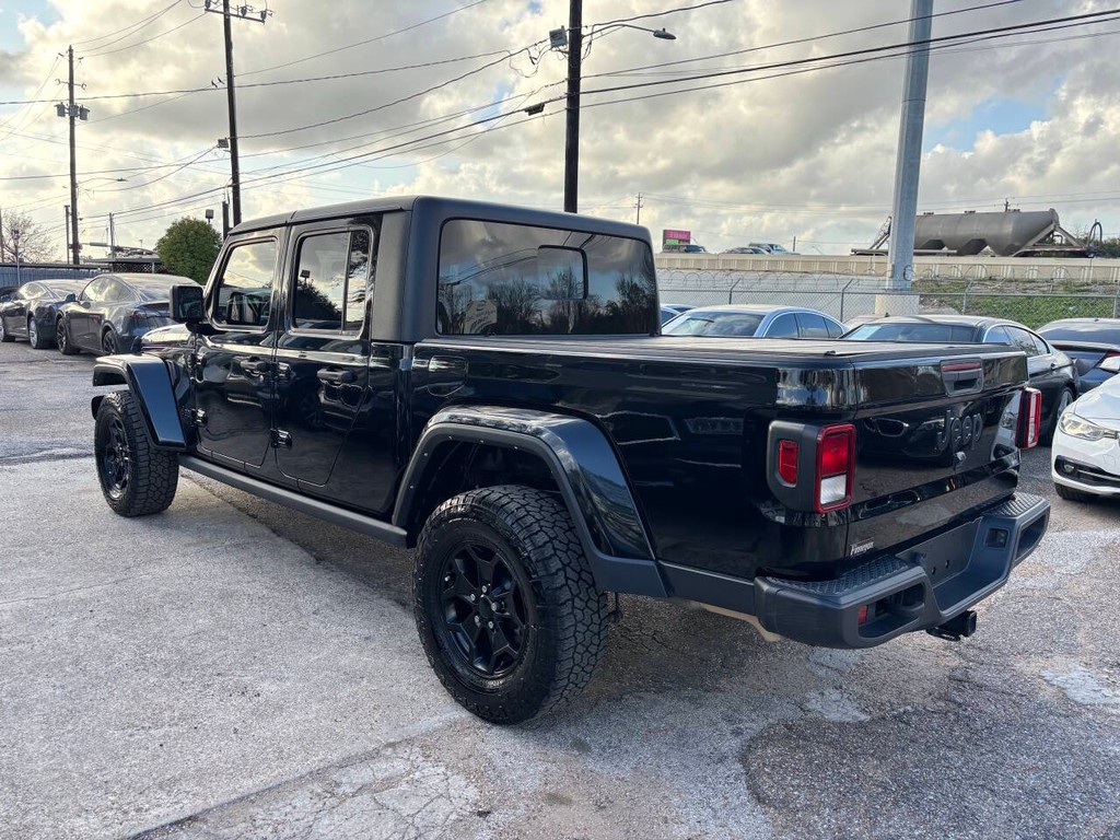 Jeep Gladiator Vehicle Full-screen Gallery Image 05