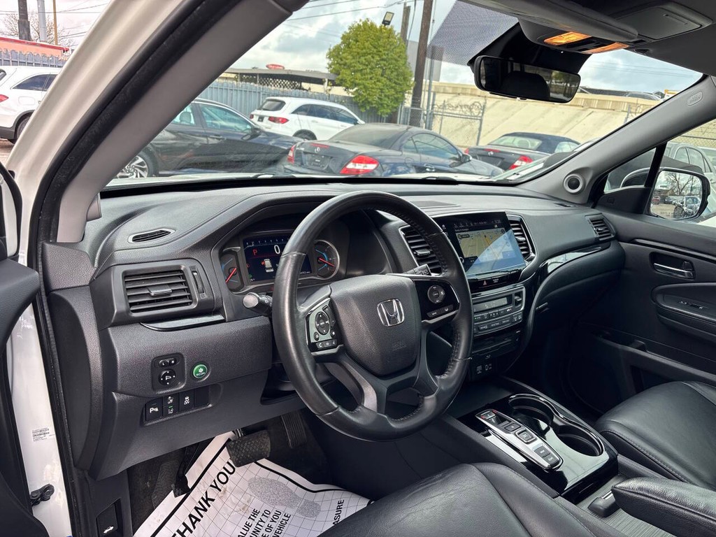 Honda Pilot Vehicle Full-screen Gallery Image 08