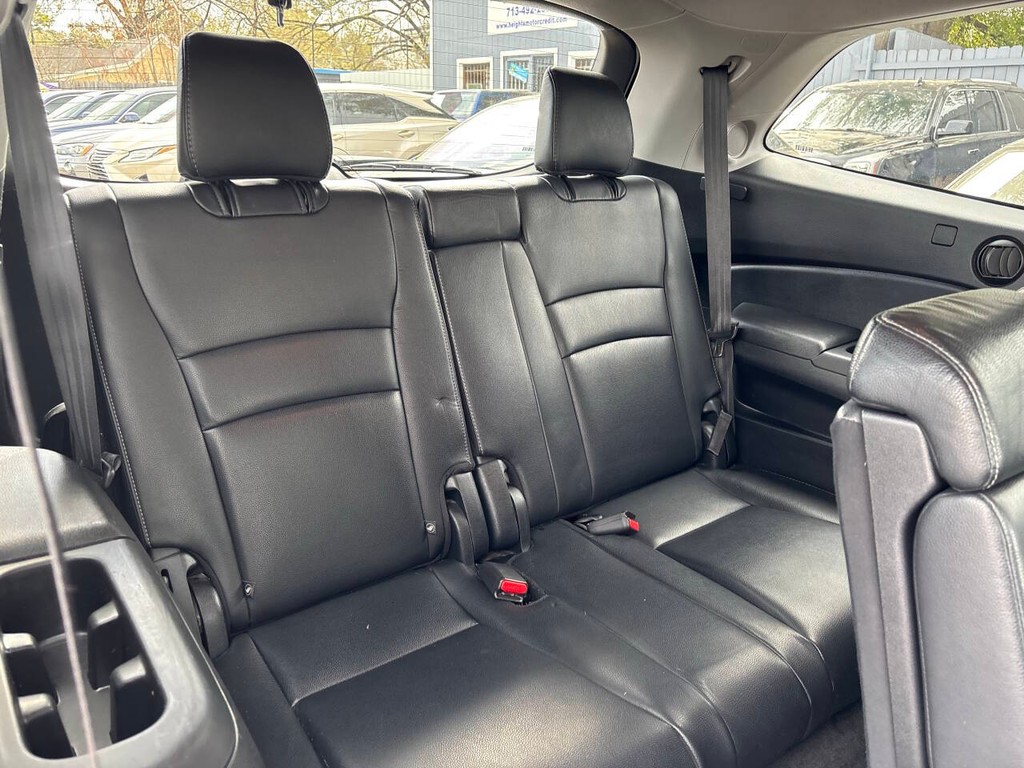 Honda Pilot Vehicle Full-screen Gallery Image 12