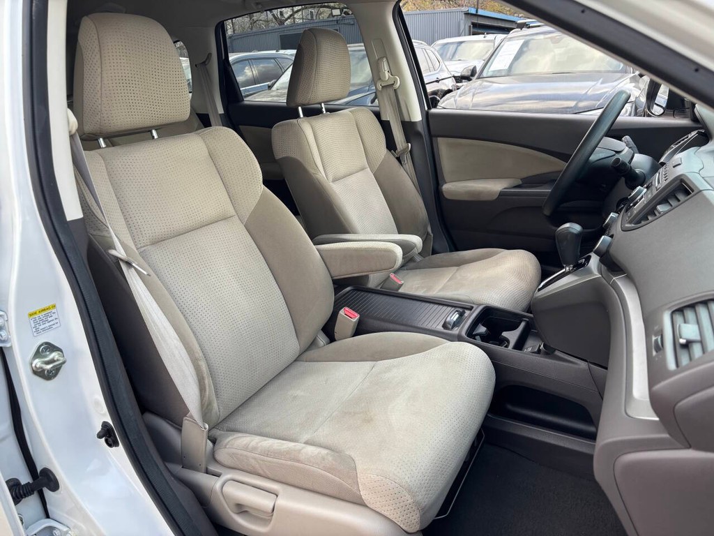 Honda CR-V Vehicle Full-screen Gallery Image 14