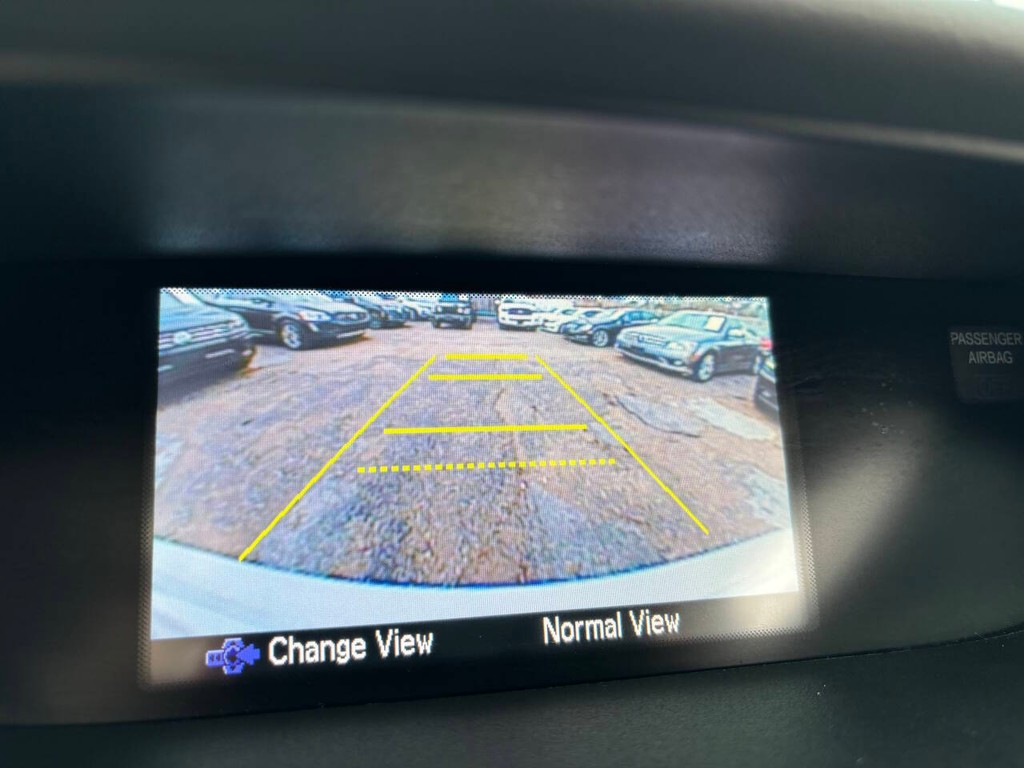 Honda CR-V Vehicle Full-screen Gallery Image 17