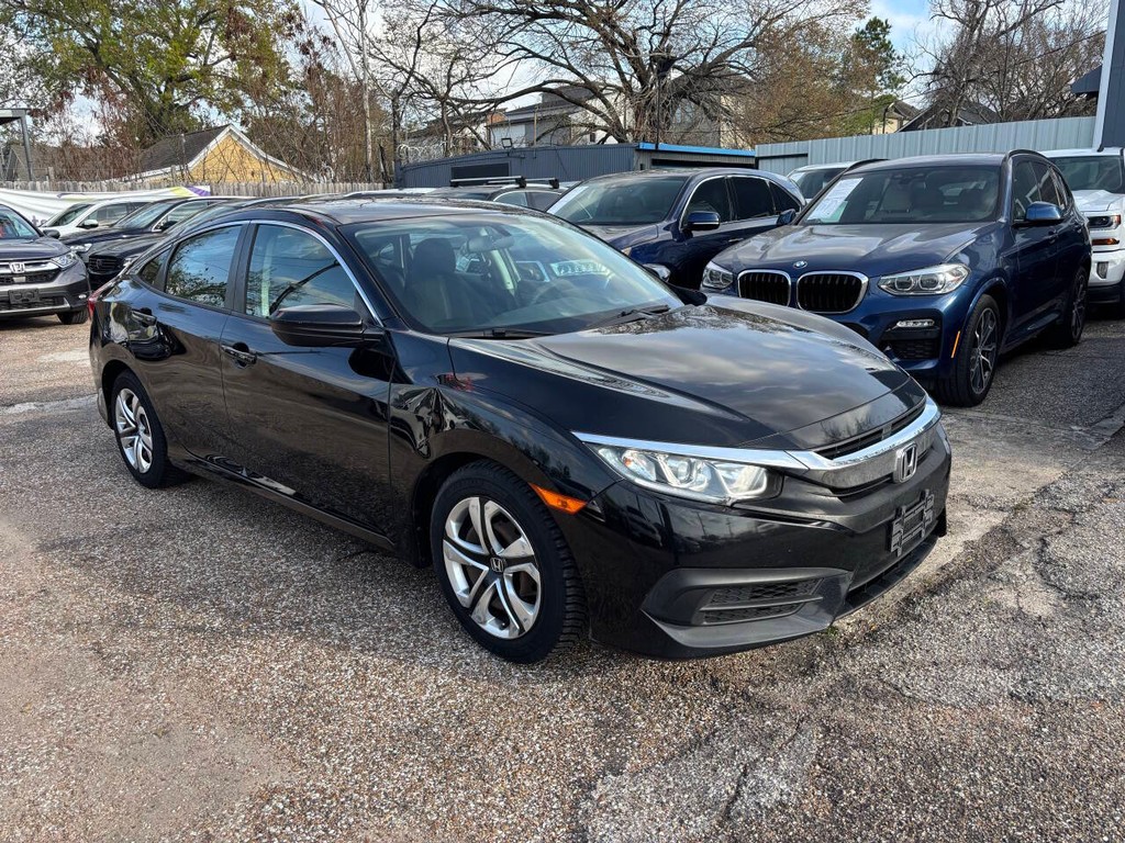 Honda Civic Sedan Vehicle Full-screen Gallery Image 02