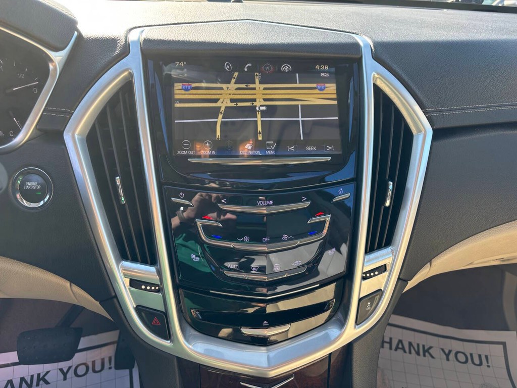 Cadillac SRX Vehicle Full-screen Gallery Image 14