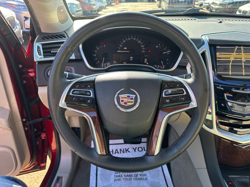 Cadillac SRX Vehicle Full-screen Gallery Image 17