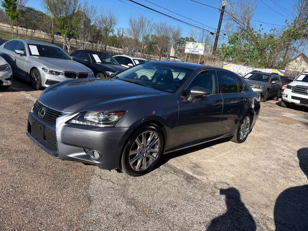 Lexus GS 350 Vehicle Full-screen Gallery Image 02