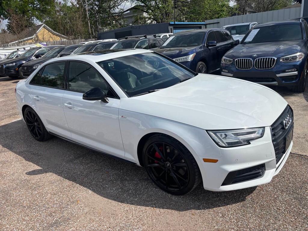 Audi A4 Vehicle Full-screen Gallery Image 03