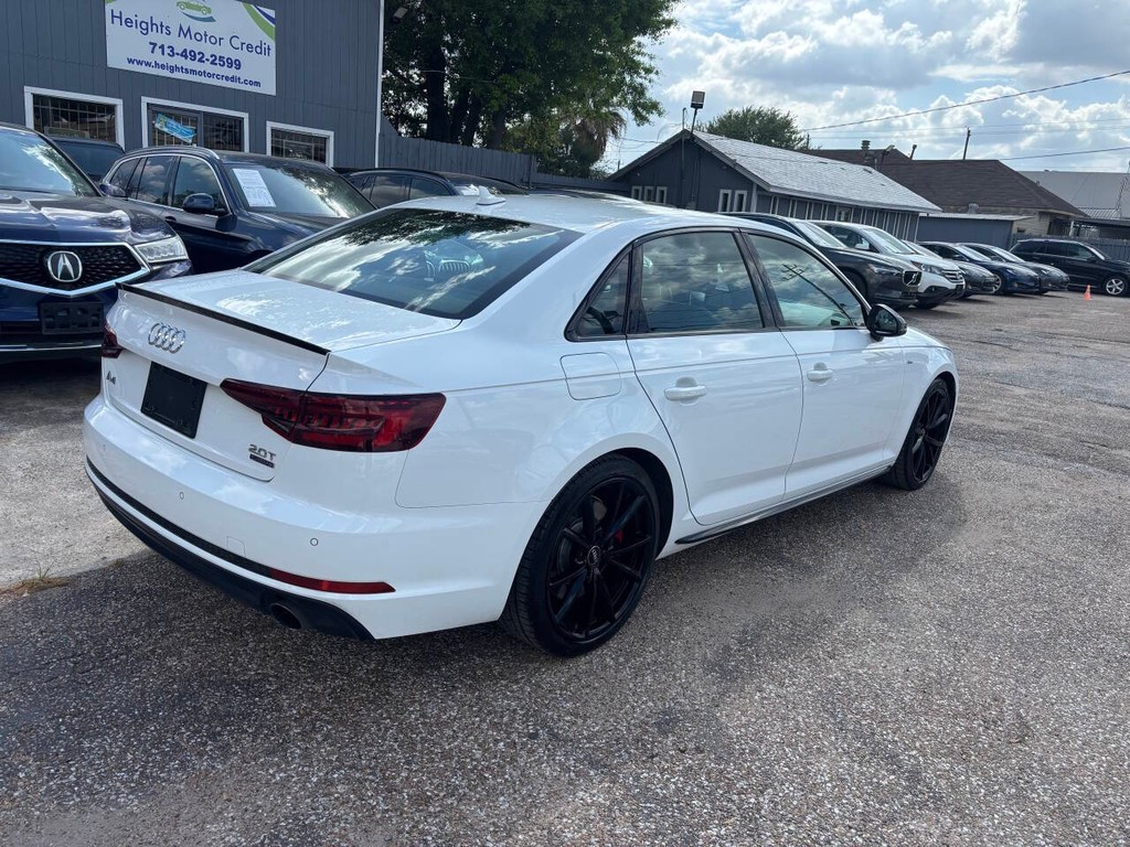 Audi A4 Vehicle Full-screen Gallery Image 07