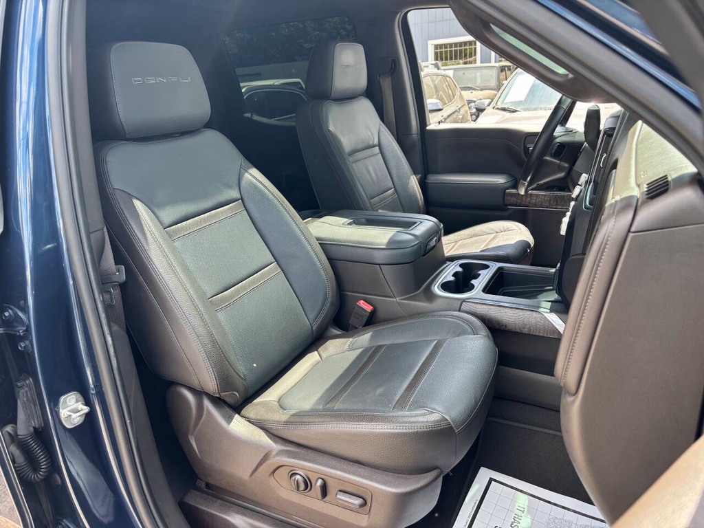 GMC Sierra 1500 Vehicle Full-screen Gallery Image 11