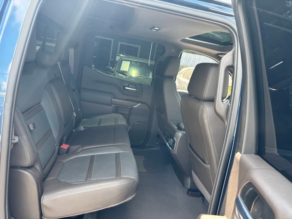 GMC Sierra 1500 Vehicle Full-screen Gallery Image 13