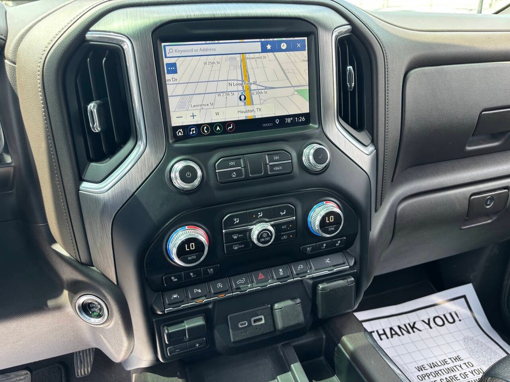 GMC Sierra 1500 Vehicle Full-screen Gallery Image 15