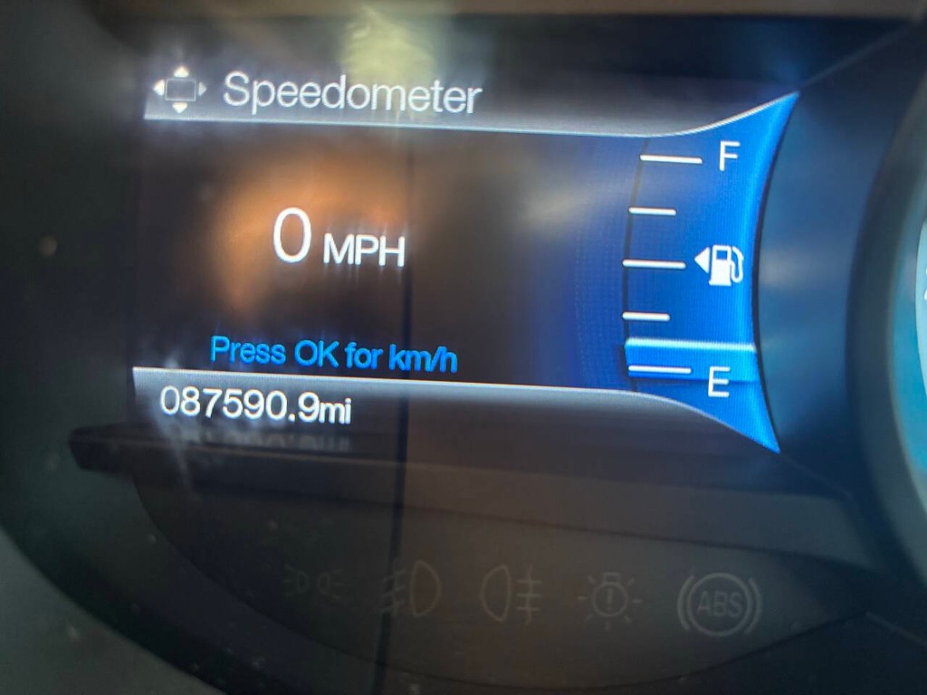 Ford Edge Vehicle Full-screen Gallery Image 28