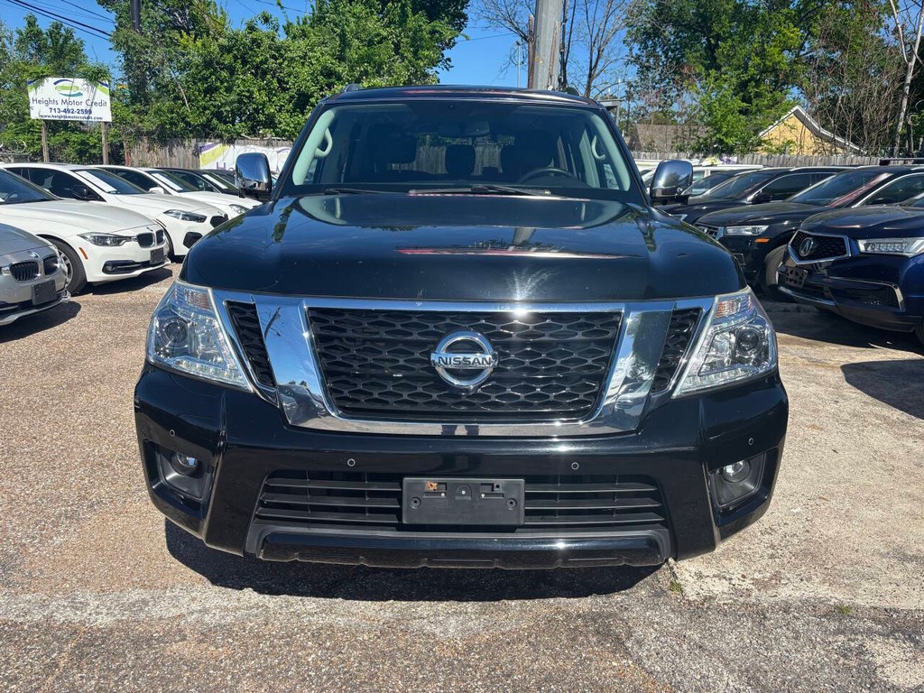 Nissan Armada Vehicle Full-screen Gallery Image 02