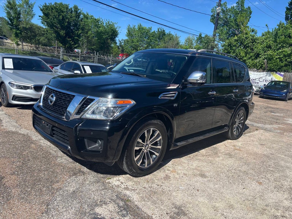 Nissan Armada Vehicle Full-screen Gallery Image 04