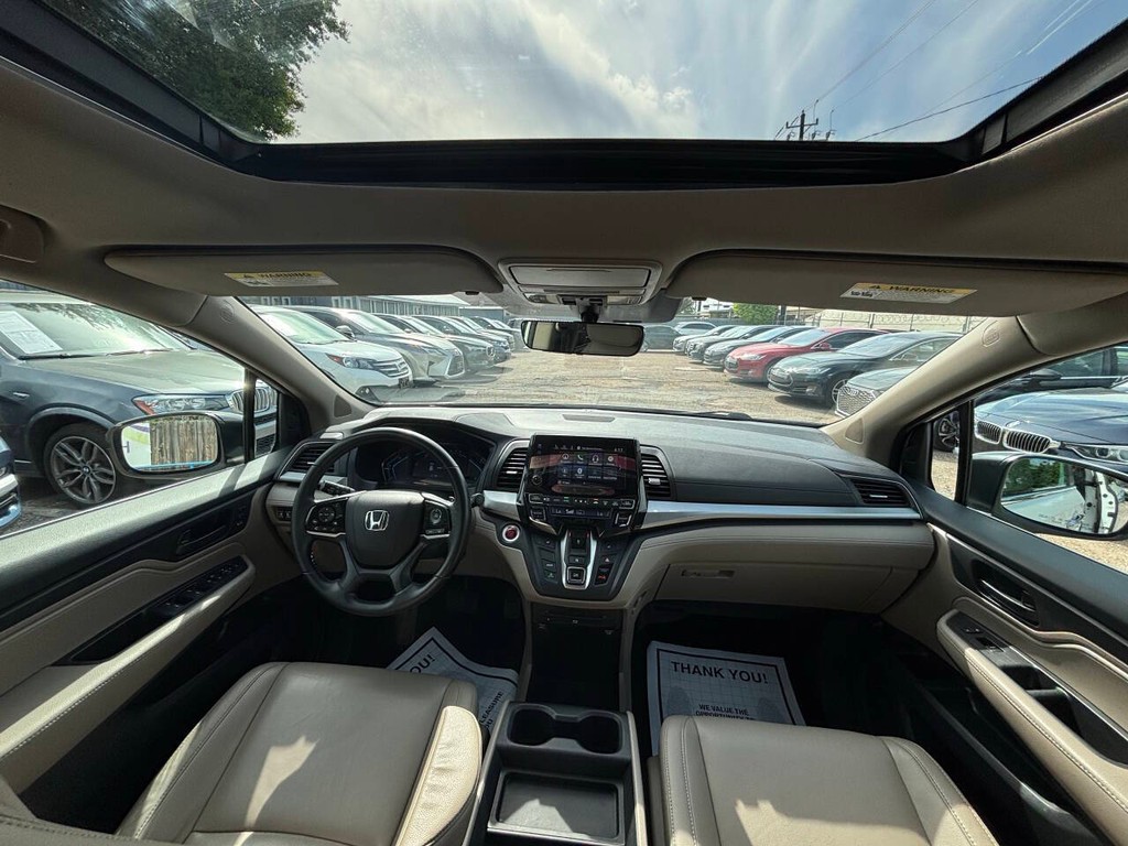 Honda Odyssey Vehicle Full-screen Gallery Image 20