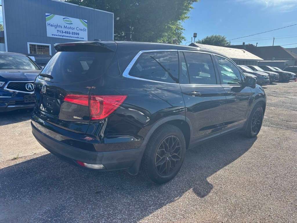 Honda Pilot Vehicle Full-screen Gallery Image 07