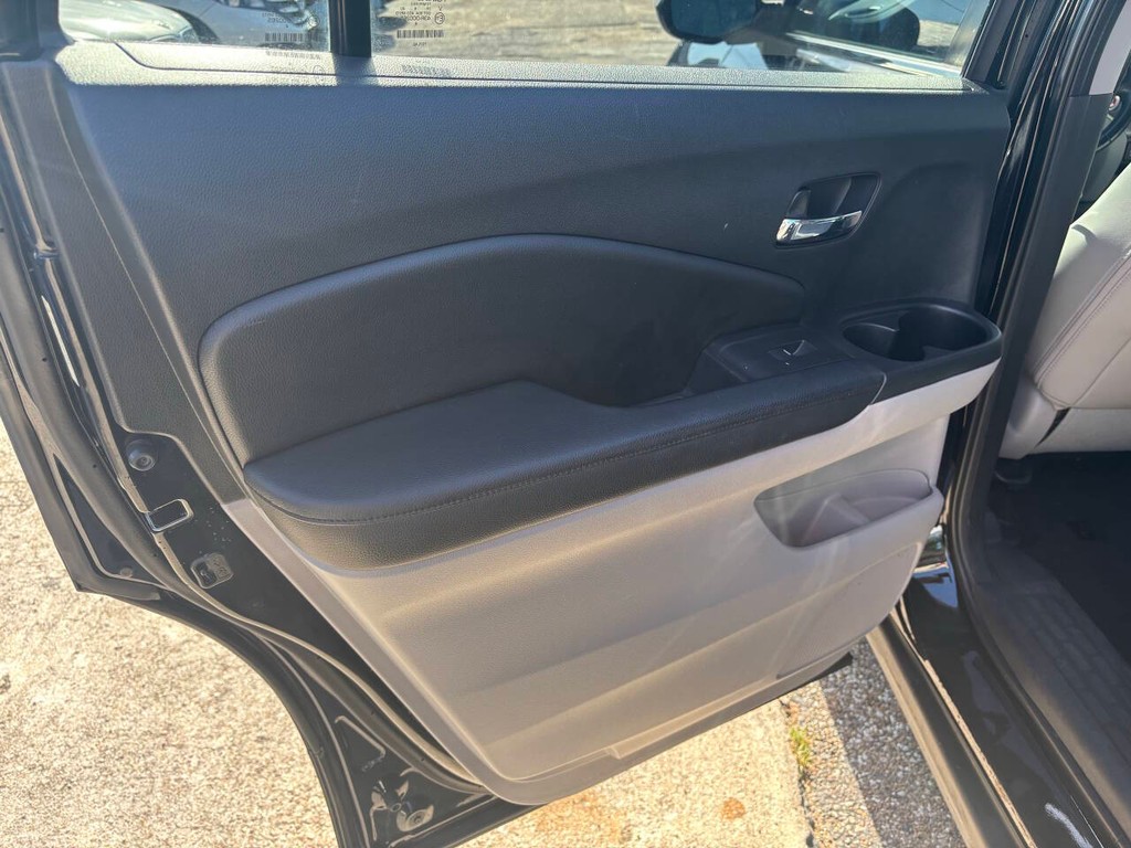 Honda Pilot Vehicle Full-screen Gallery Image 15