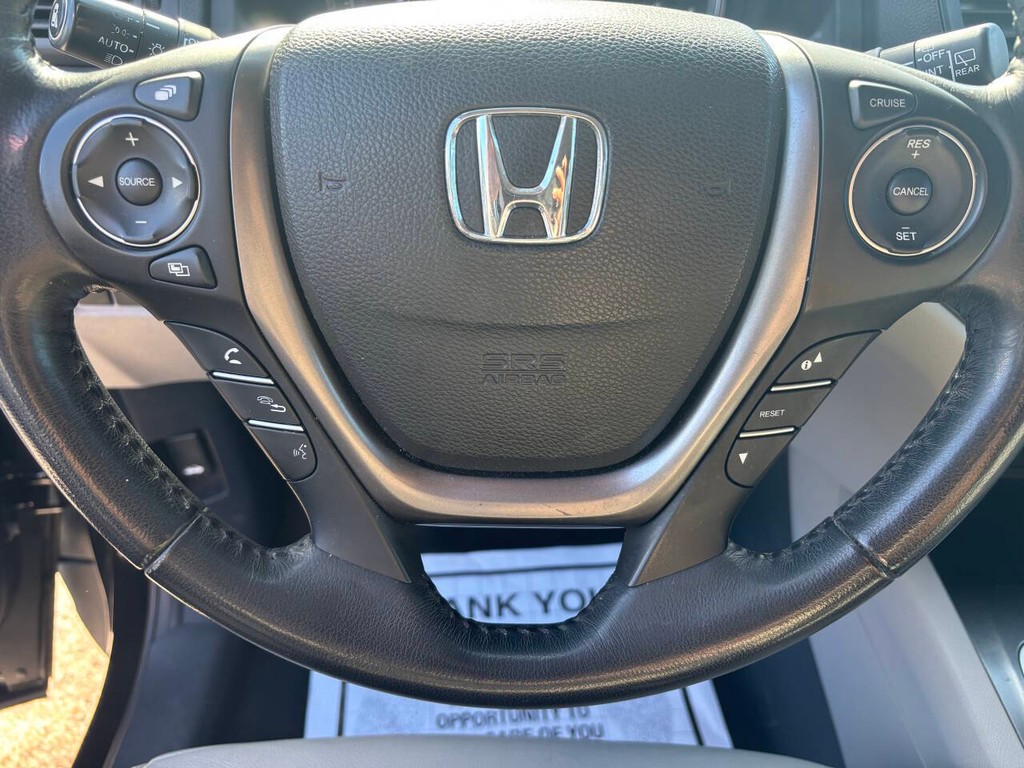 Honda Pilot Vehicle Full-screen Gallery Image 28