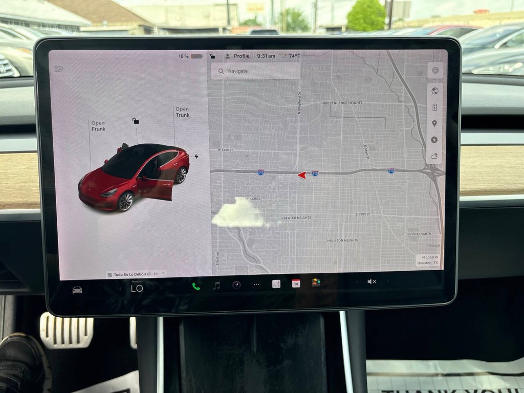 Tesla Model 3 Vehicle Full-screen Gallery Image 19