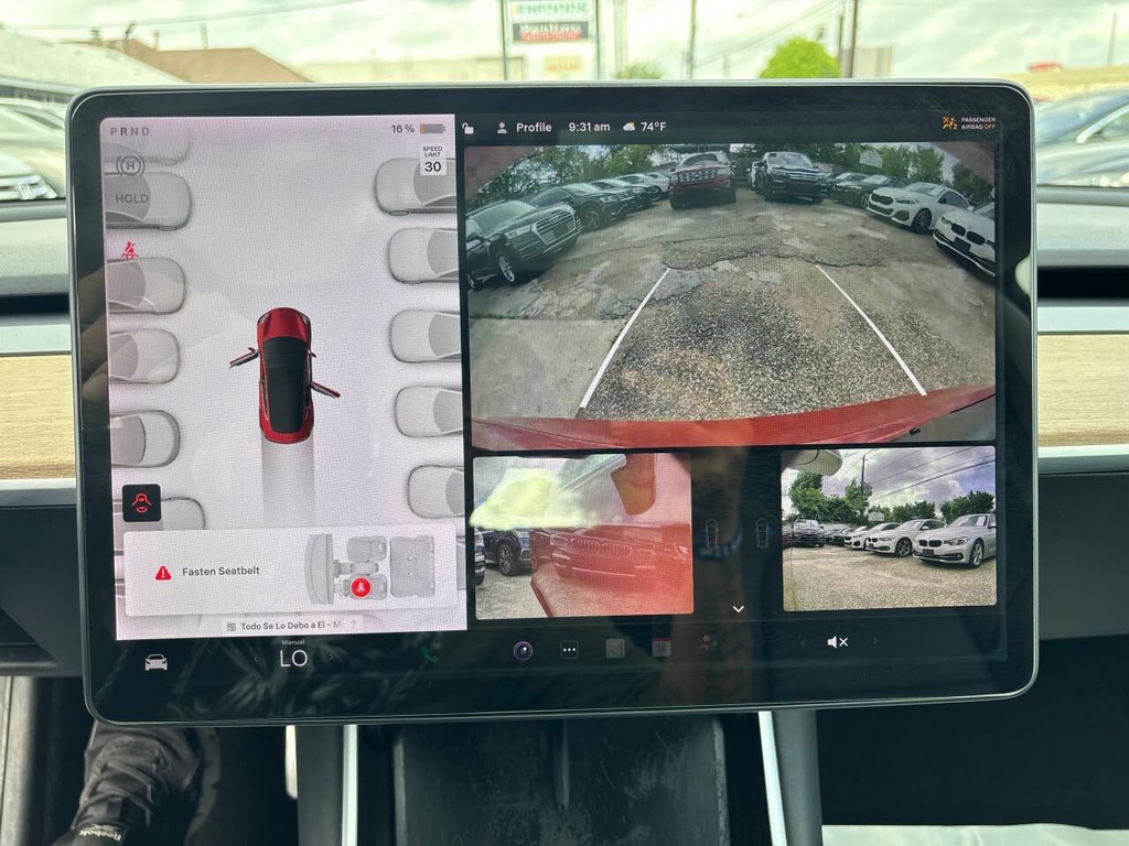 Tesla Model 3 Vehicle Full-screen Gallery Image 22