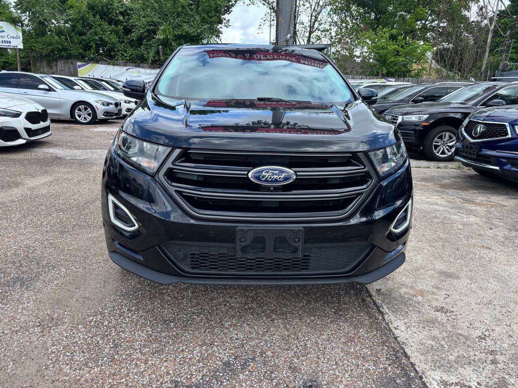 Ford Edge Vehicle Full-screen Gallery Image 02