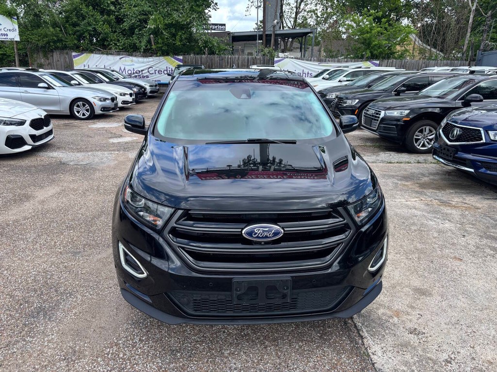 Ford Edge Vehicle Full-screen Gallery Image 03
