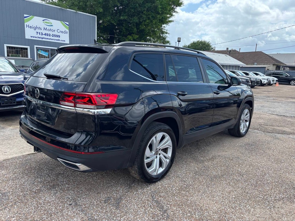 Volkswagen Atlas Vehicle Full-screen Gallery Image 07