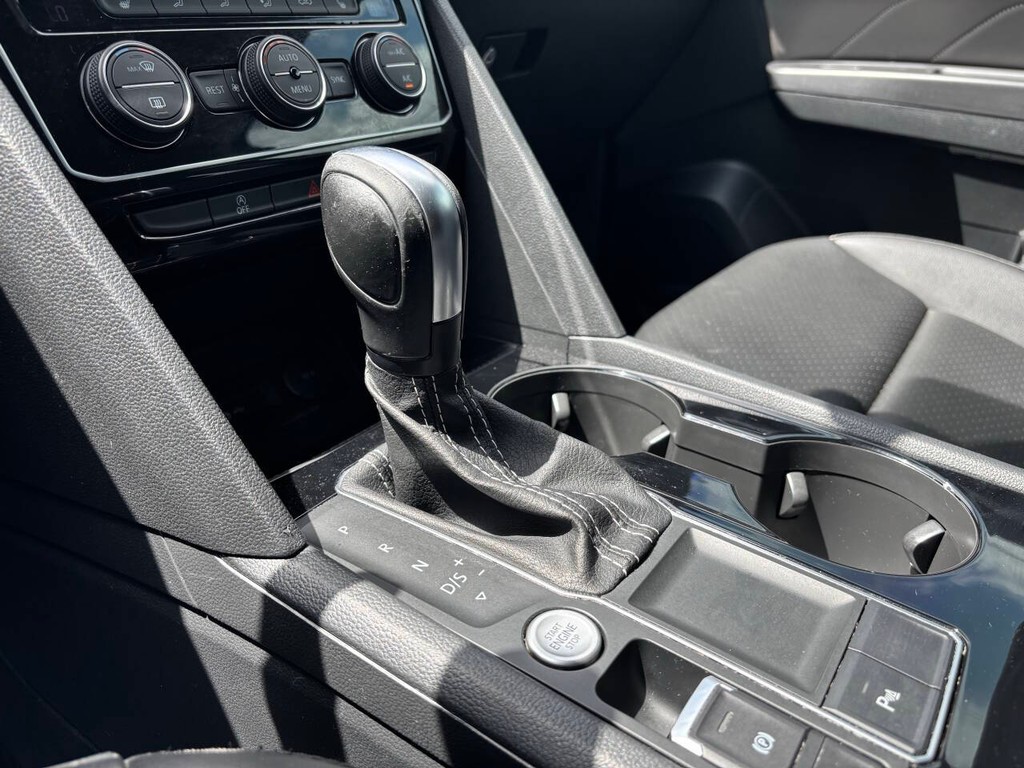 Volkswagen Atlas Vehicle Full-screen Gallery Image 26
