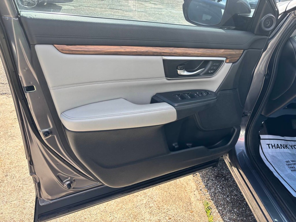 Honda CR-V Vehicle Full-screen Gallery Image 10