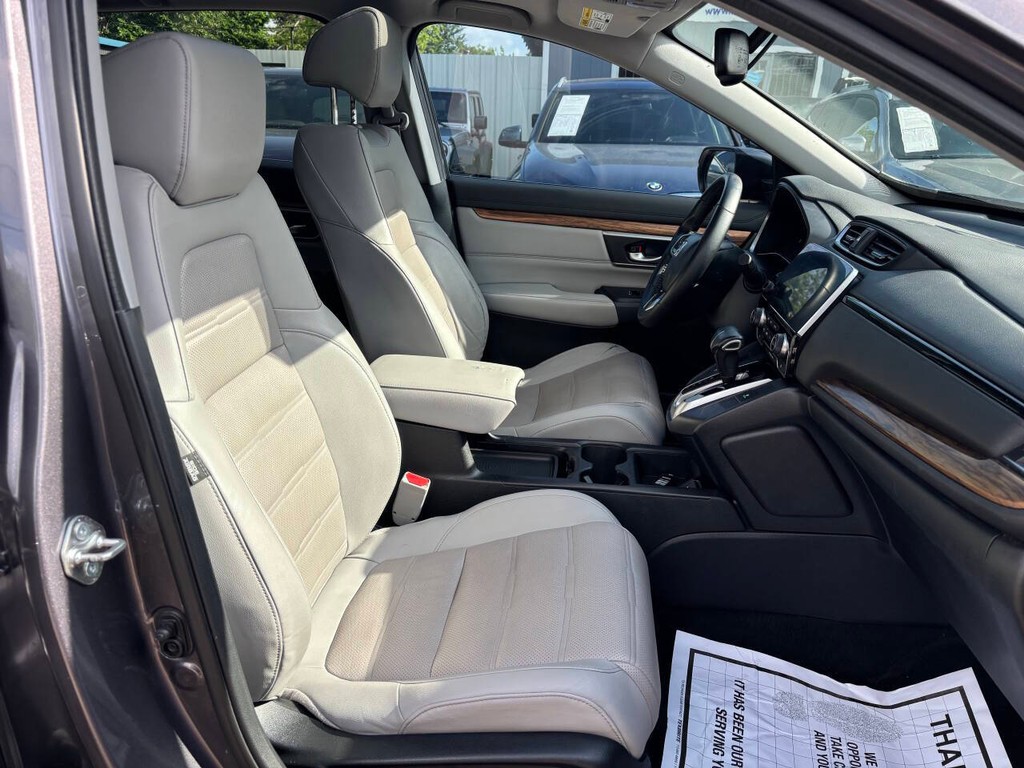 Honda CR-V Vehicle Full-screen Gallery Image 12