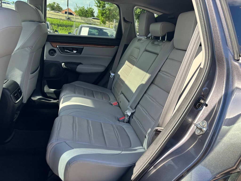 Honda CR-V Vehicle Full-screen Gallery Image 14