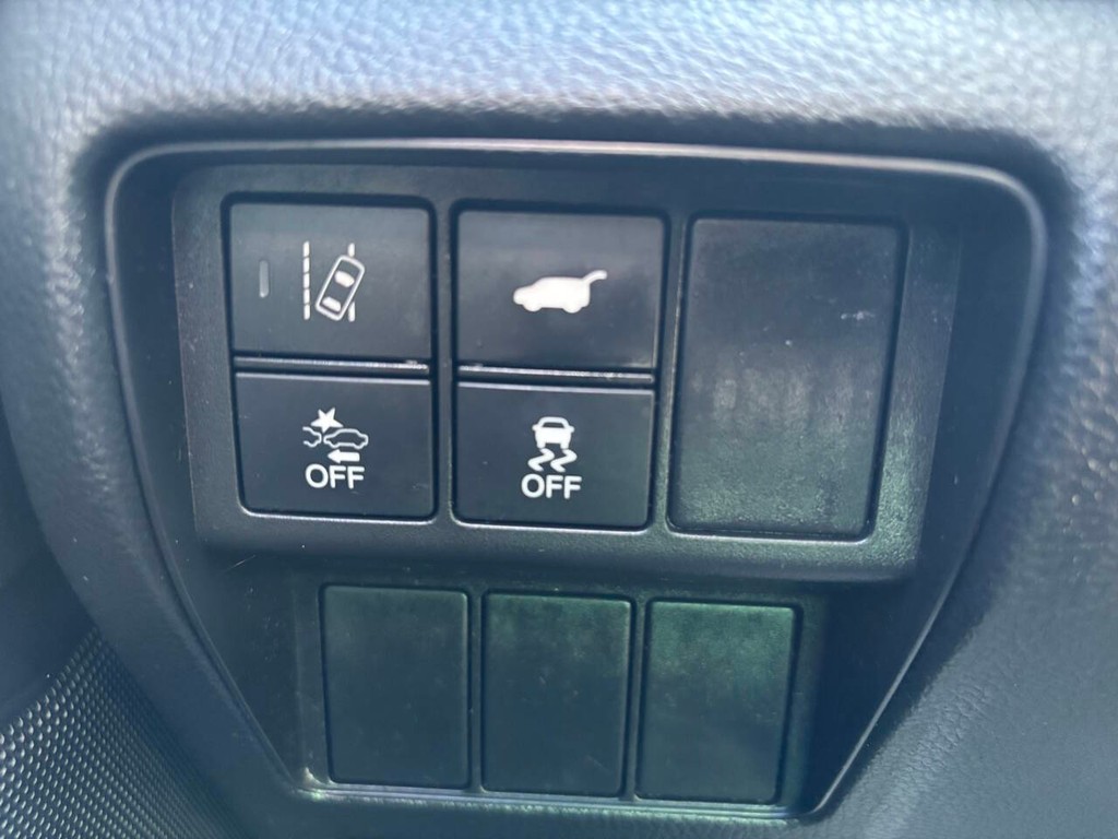 Honda CR-V Vehicle Full-screen Gallery Image 25