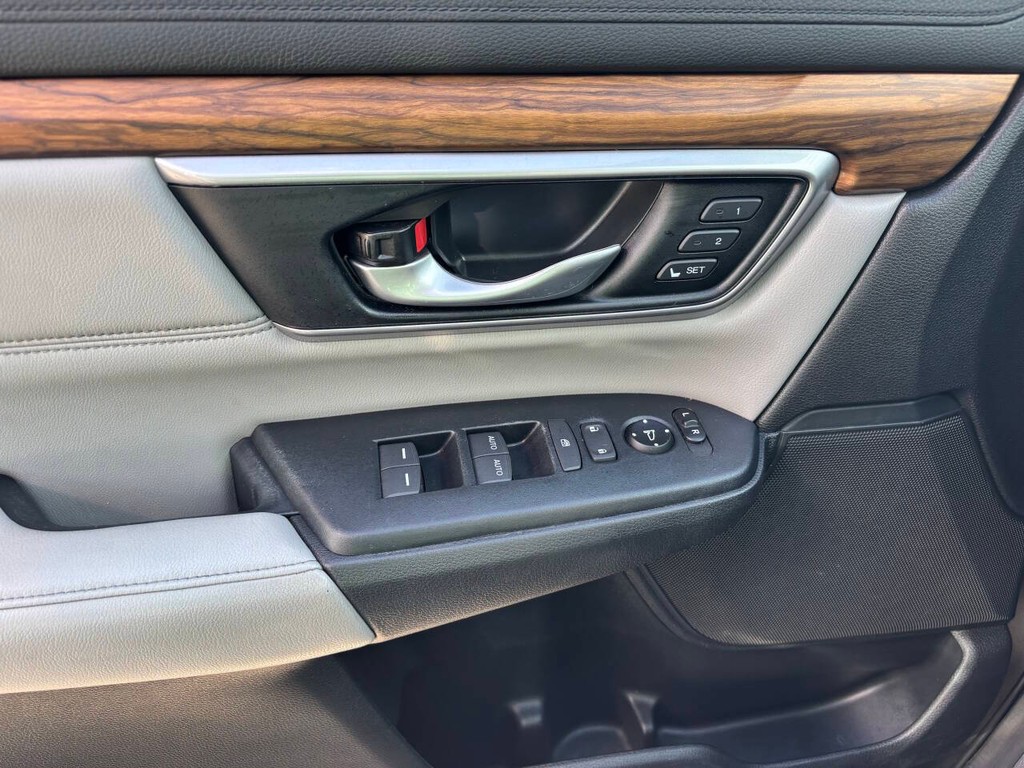 Honda CR-V Vehicle Full-screen Gallery Image 26