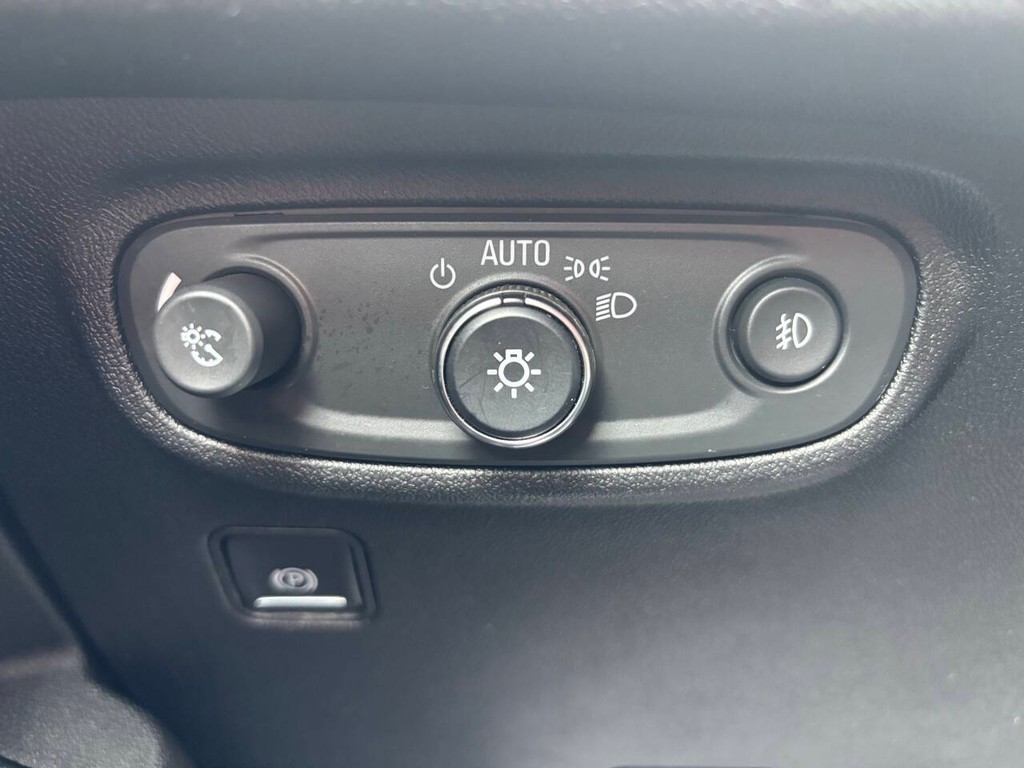 GMC Terrain Vehicle Full-screen Gallery Image 26